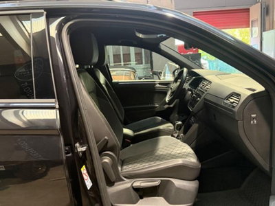 Volkswagen Tiguan 2.0 TDI 150 CV SCR DSG 4MOTION R-Line (14)