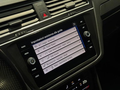 Volkswagen Tiguan 2.0 TDI 150 CV SCR DSG 4MOTION R-Line (19)