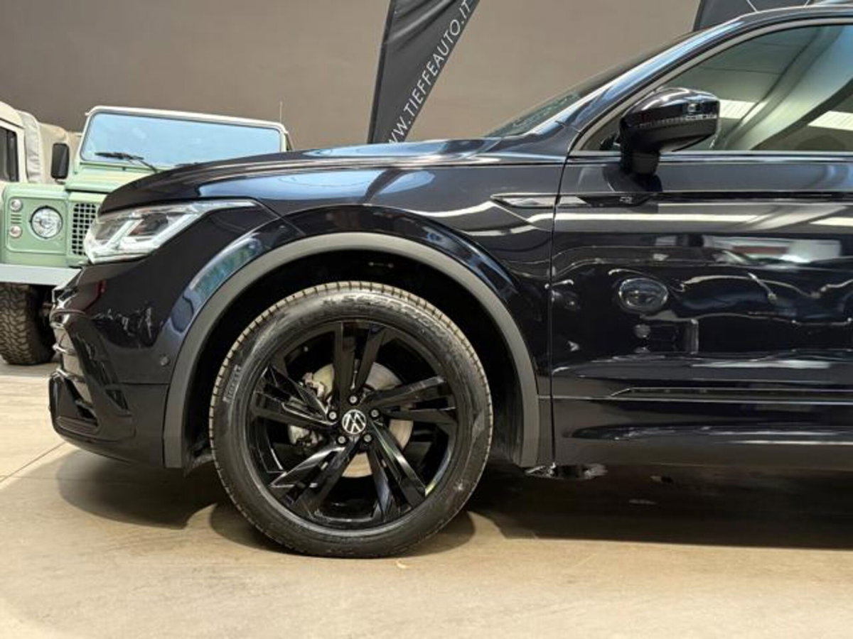 Volkswagen Tiguan 2.0 TDI 150 CV SCR DSG 4MOTION R-Line (7)
