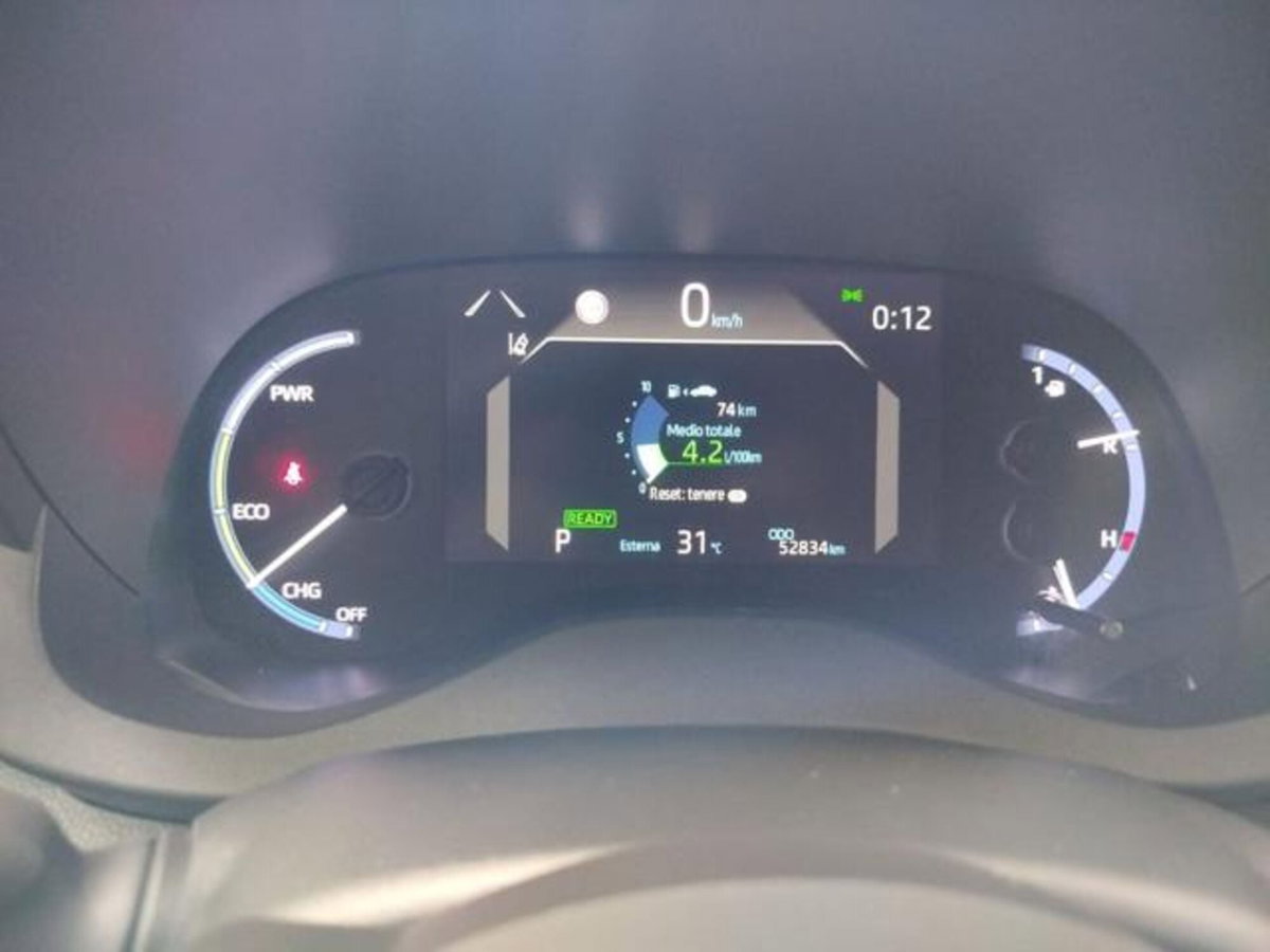 Toyota Yaris Cross 1.5 Hybrid 5p. E-CVT AWD-i Trend (11)