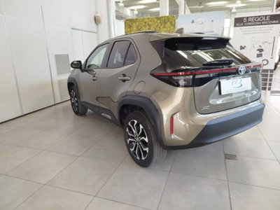 Toyota Yaris Cross 1.5 Hybrid 5p. E-CVT AWD-i Trend (4)