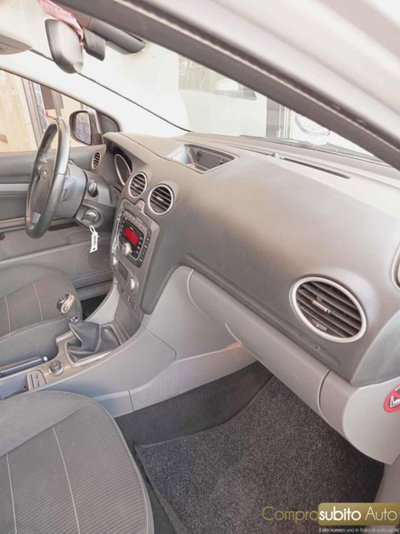 Ford Focus Station Wagon 2.0 (145CV) SW Bz.- GPL Tit. (19)