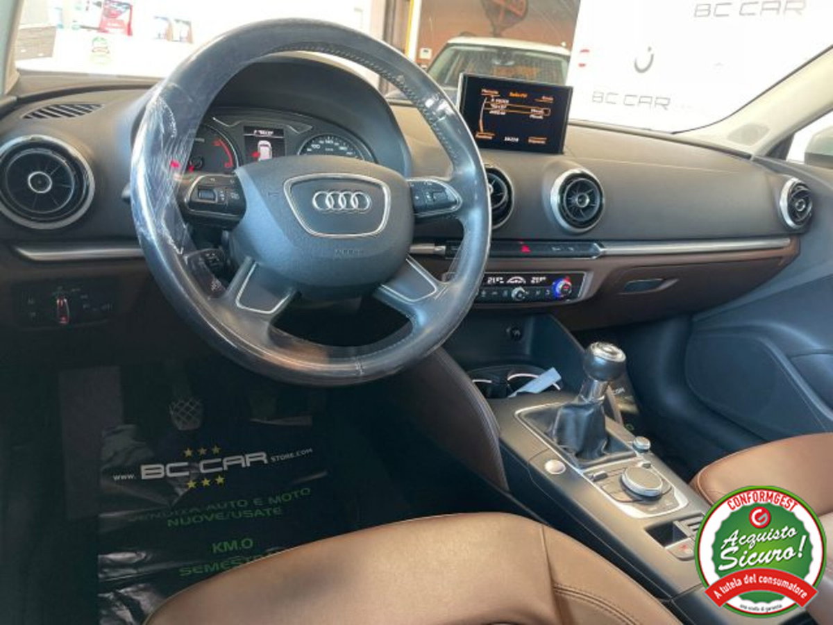 Audi A3 Sportback 1.6 TDI Admired (13)