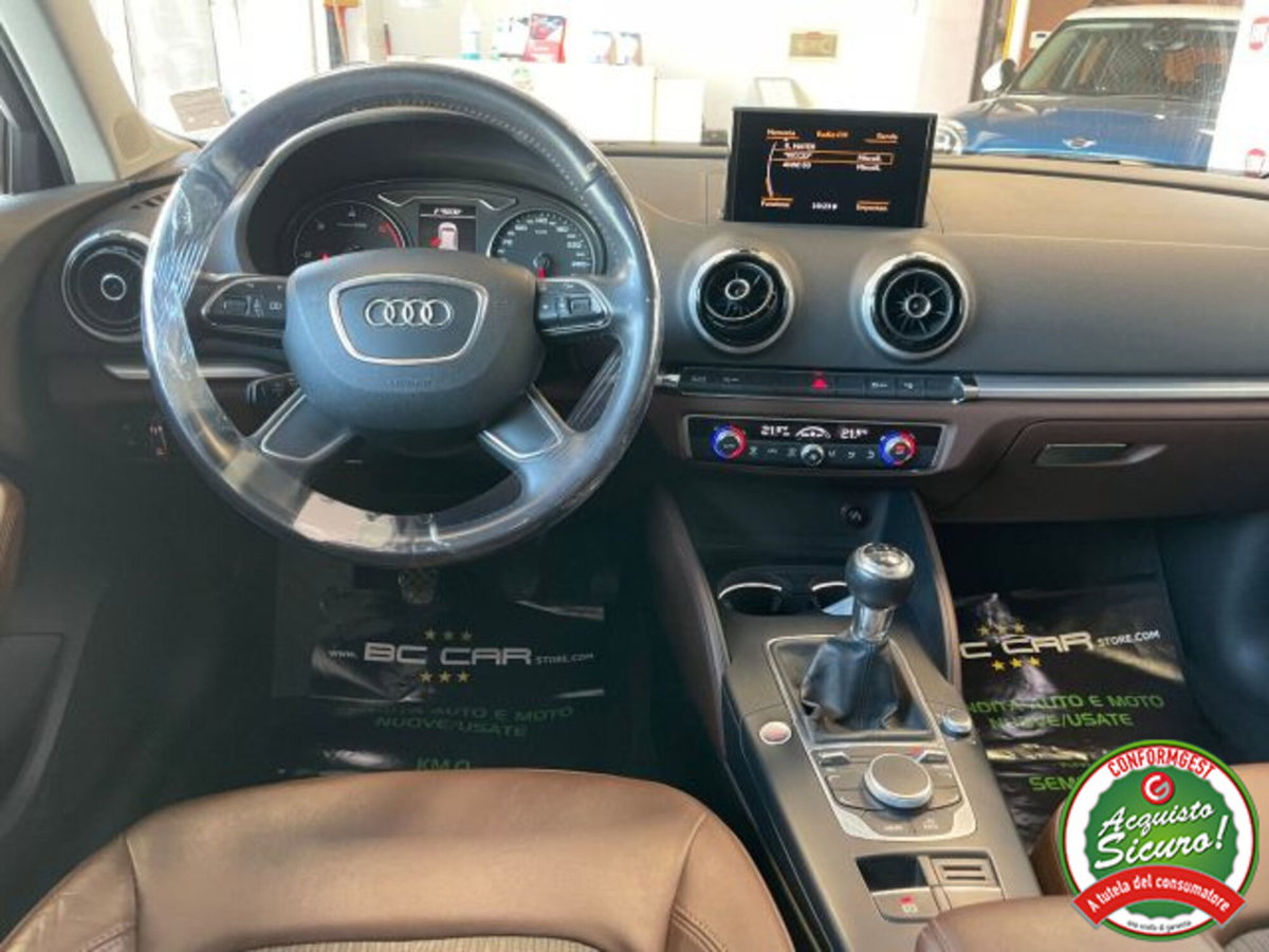 Audi A3 Sportback 1.6 TDI Admired (14)