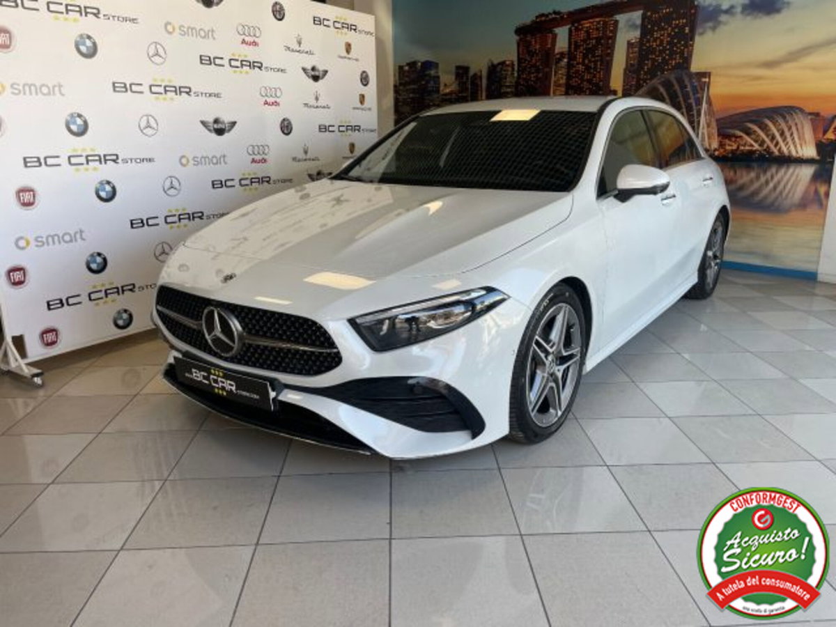 Mercedes-Benz Classe A Sedan 200 d AMG Line Premium Plus auto