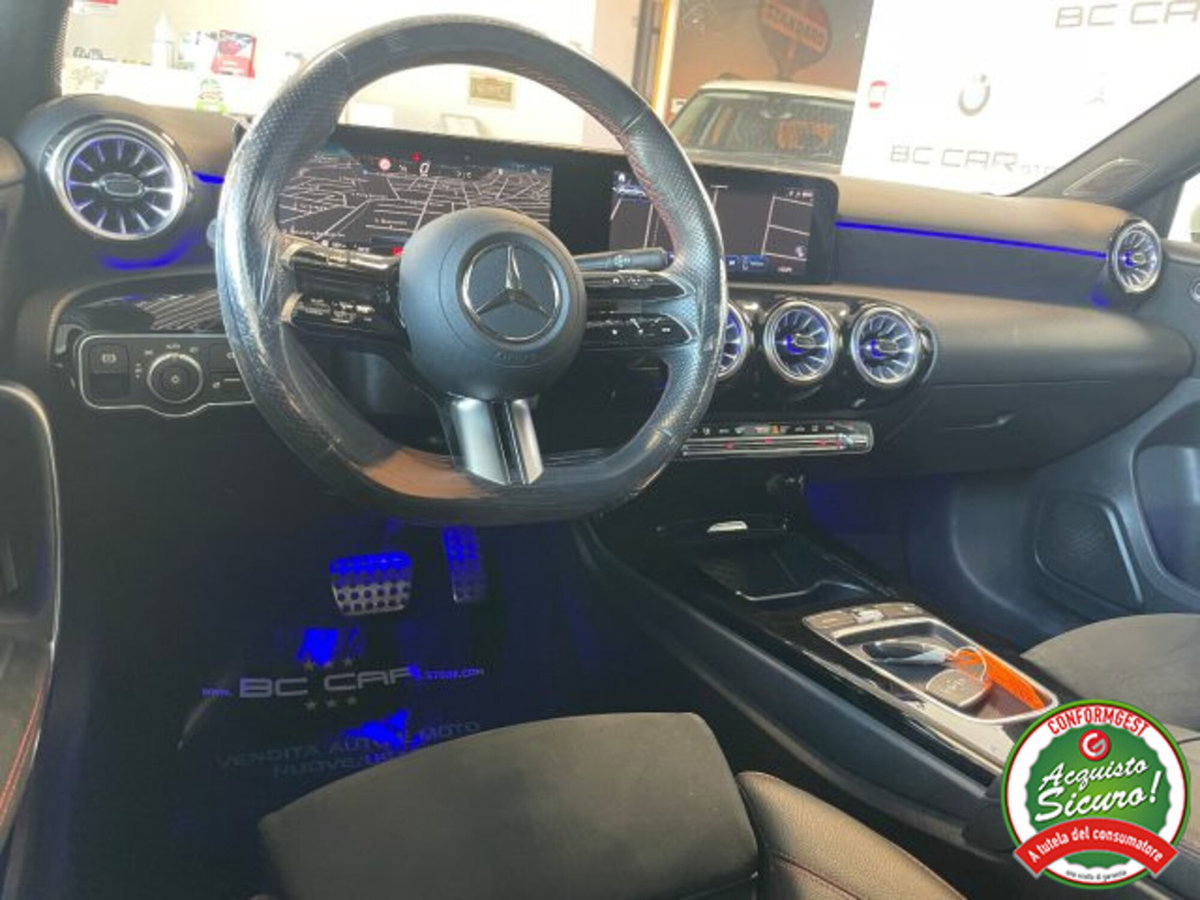 Mercedes-Benz Classe A Sedan 200 d AMG Line Premium Plus auto (13)