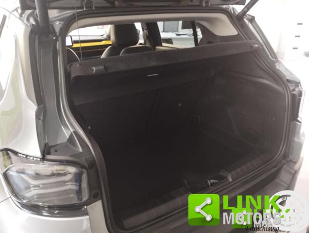 Jeep Avenger 1.2 turbo Summit fwd 100cv (10)