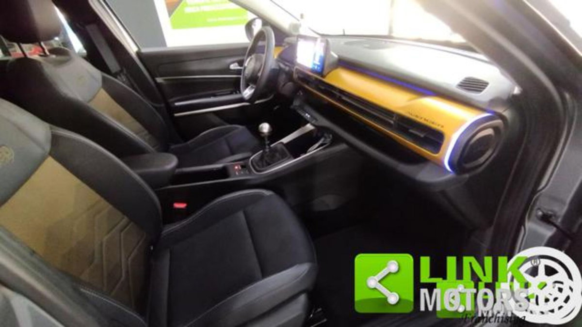 Jeep Avenger 1.2 turbo Summit fwd 100cv (16)