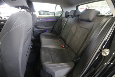 Volkswagen Golf 1.5 eTSI 130 CV EVO ACT DSG Style (12)