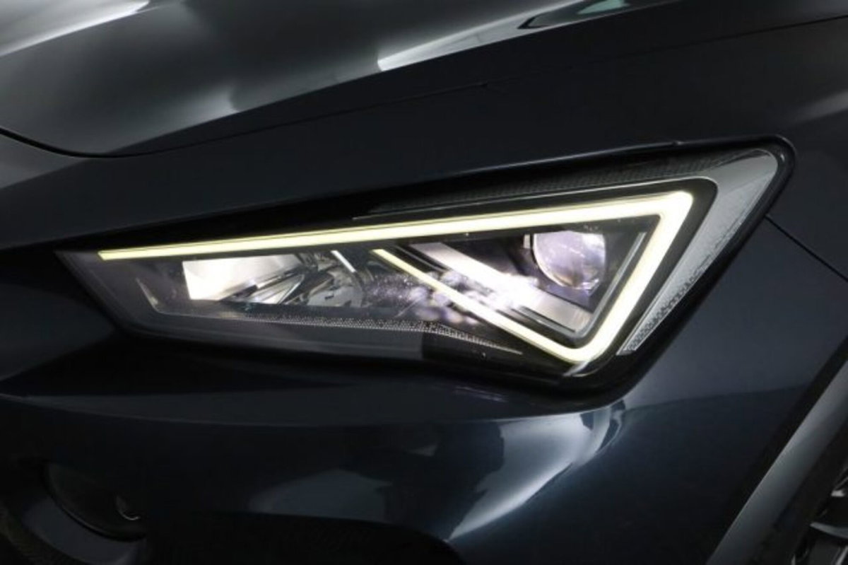 Cupra Formentor Formentor 1.4 e-Hybrid DSG (9)