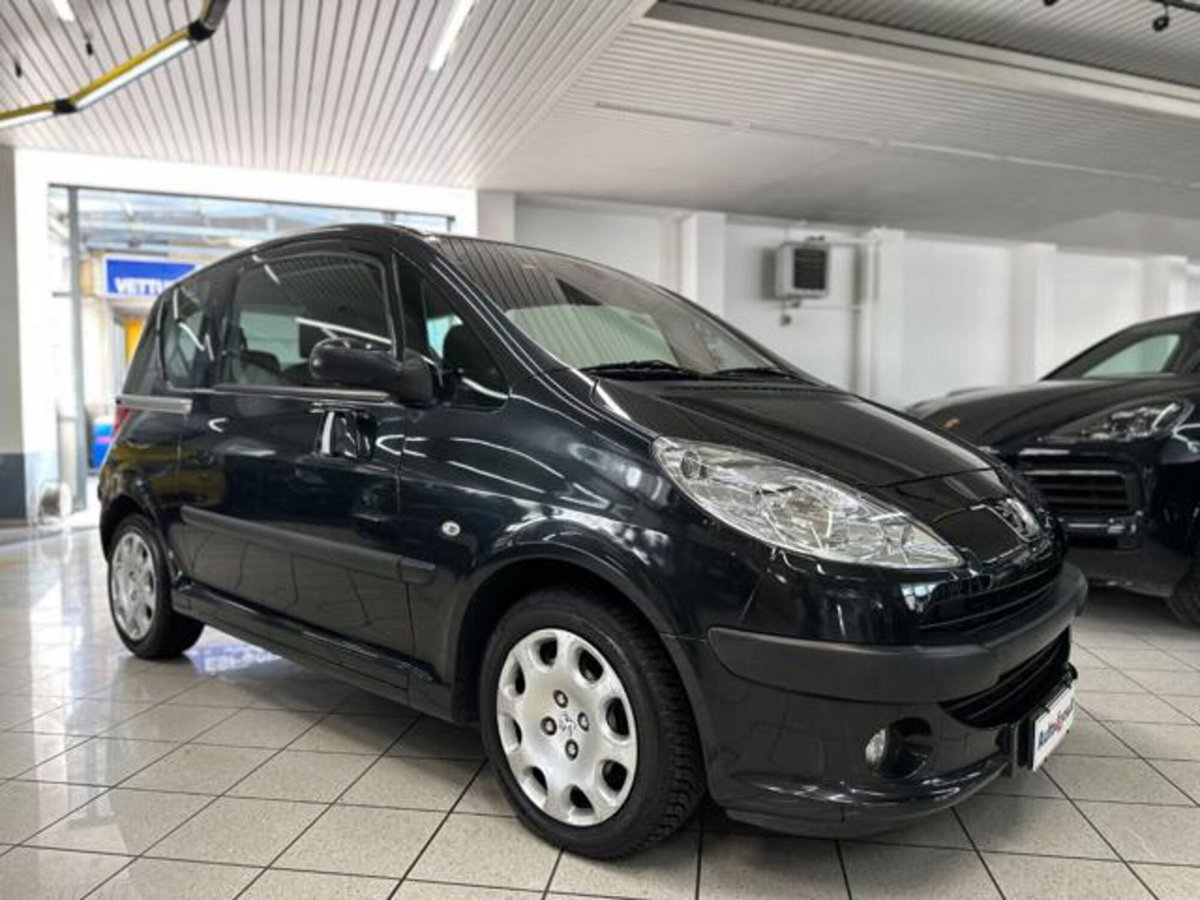 Peugeot 1007 1.4 Happy