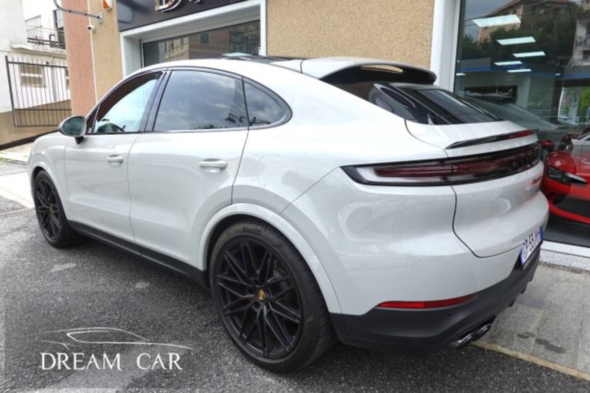 Porsche Cayenne Coupé 3.0 tiptronic (3)
