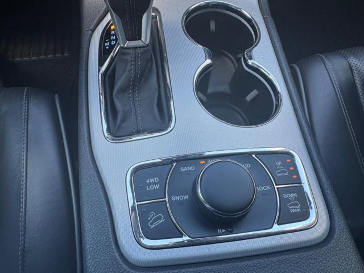 Jeep Grand Cherokee 3.0 V6 CRD 250 CV Multijet II Summit (6)