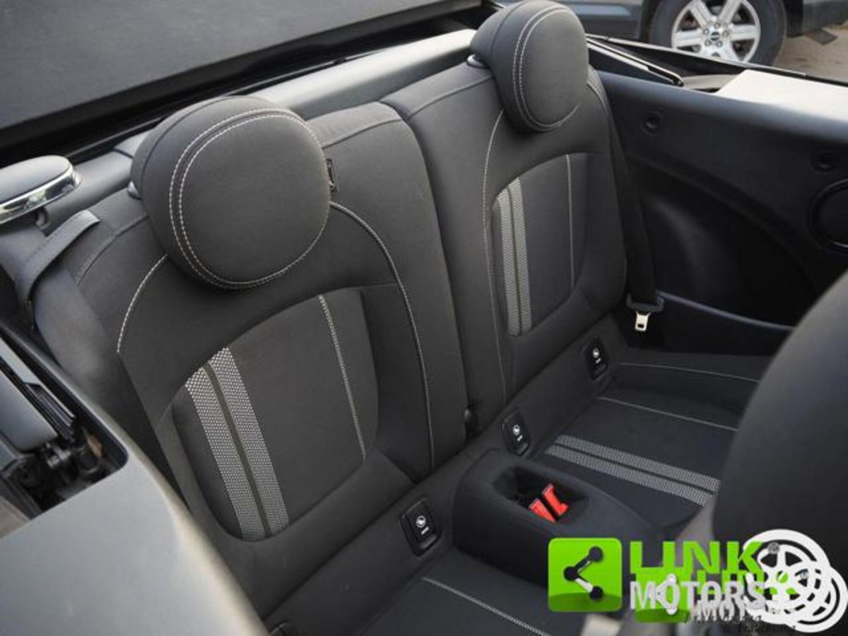 MINI Mini Cabrio 1.2 One Hype Cabrio (19)