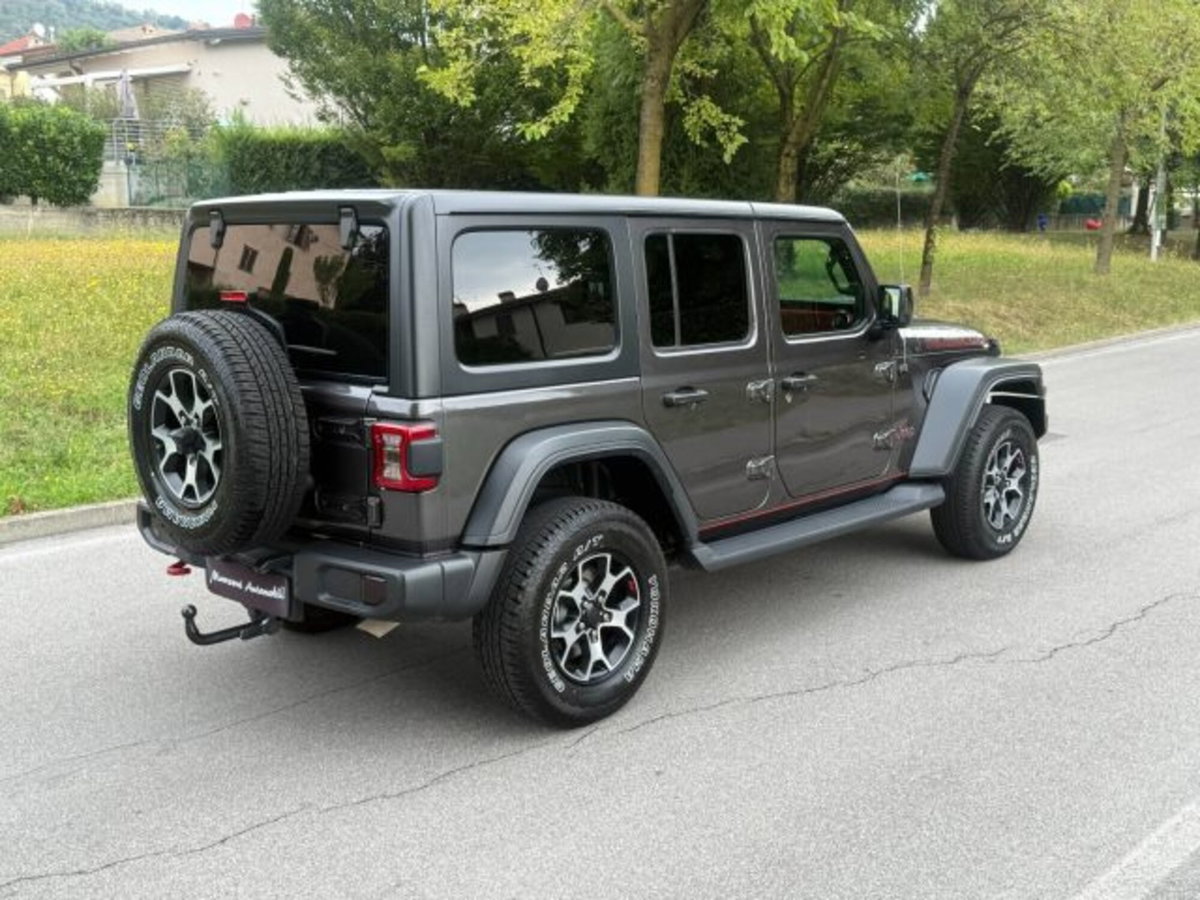 Jeep Wrangler Unlimited 2.0 Turbo Rubicon (13)