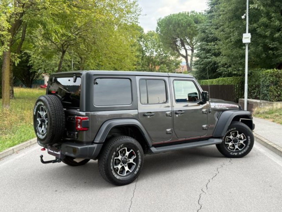 Jeep Wrangler Unlimited 2.0 Turbo Rubicon (18)