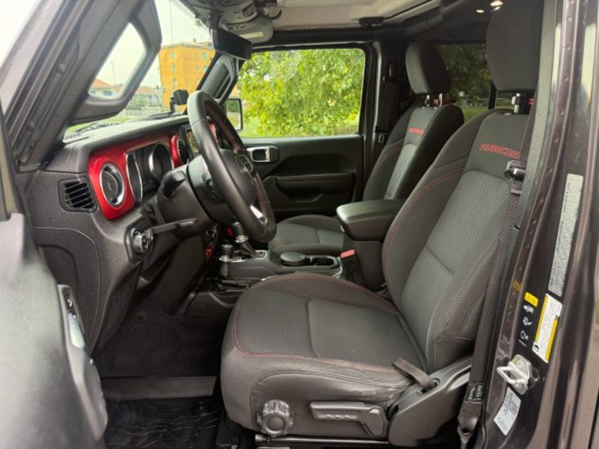 Jeep Wrangler Unlimited 2.0 Turbo Rubicon (7)