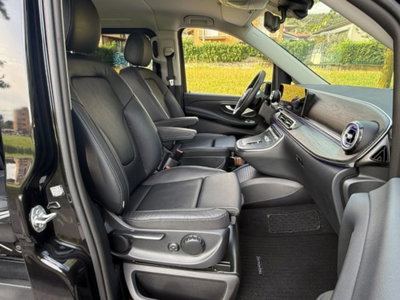 Mercedes-Benz Classe V Extralong 300 d Avantgarde auto (7)