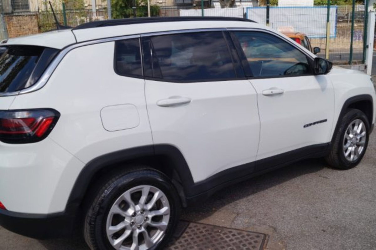 Jeep Compass 1.3 T4 190CV PHEV AT6 4xe Limited (4)