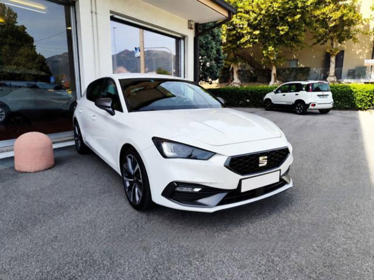 SEAT Leon 1.4 e-HYBRID 204 CV DSG FR (3)