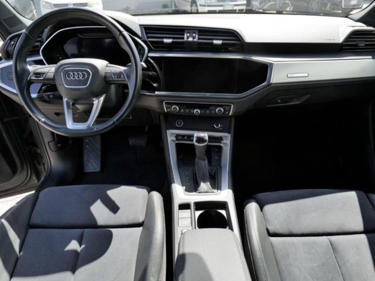 Audi Q3 35 2.0 tdi s-tronic (7)