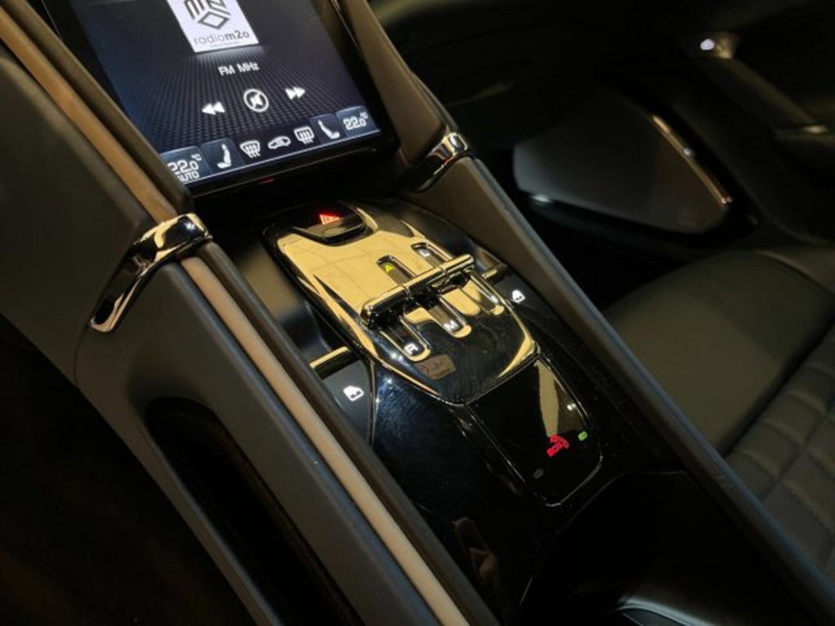 Ferrari Roma Spider 3.9 F1 dct (9)