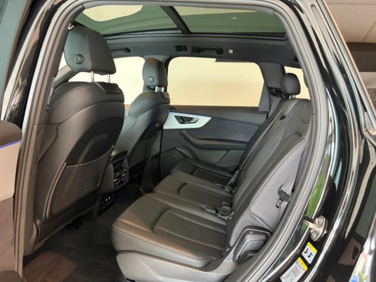 Audi Q7 3.0 tdi mhev quattro 286cv tiptronic 7p.ti (4)