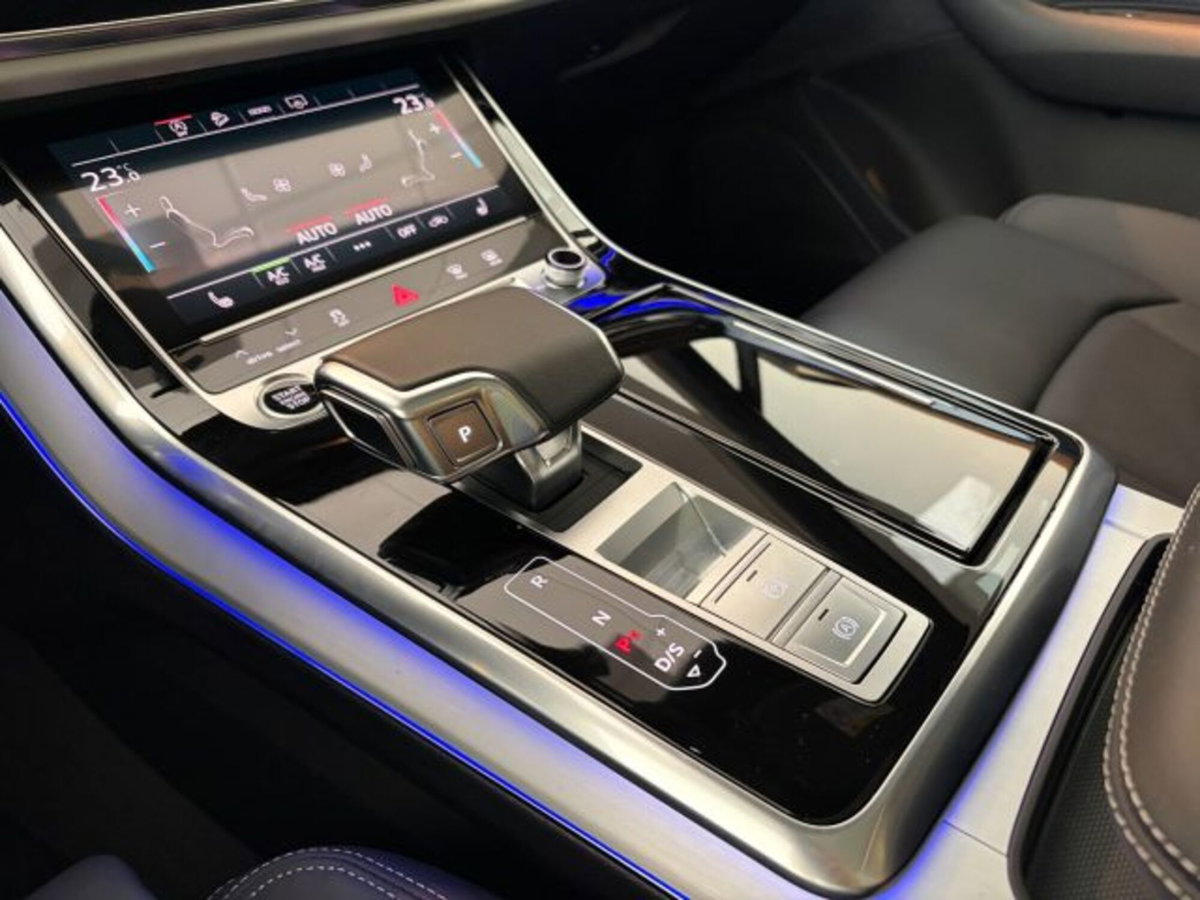 Audi Q7 3.0 tdi mhev quattro 286cv tiptronic 7p.ti (9)