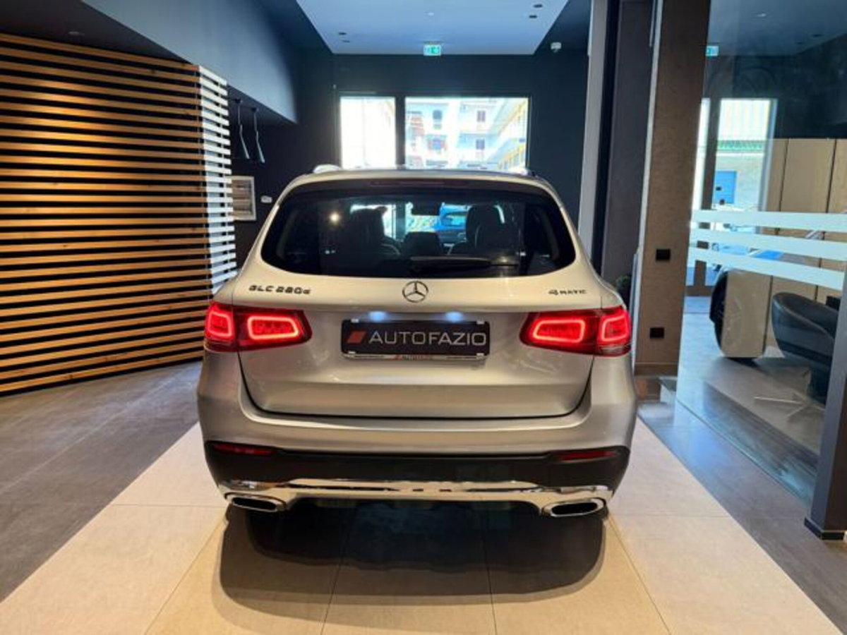 Mercedes-Benz GLC SUV 220 d 4Matic Premium (9)