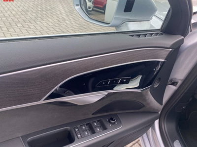 Audi A8 L 50 TDI 3.0 quattro tiptronic (9)