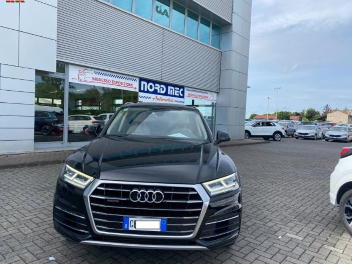 Audi Q5 45 TDI quattro tiptronic Design (2)