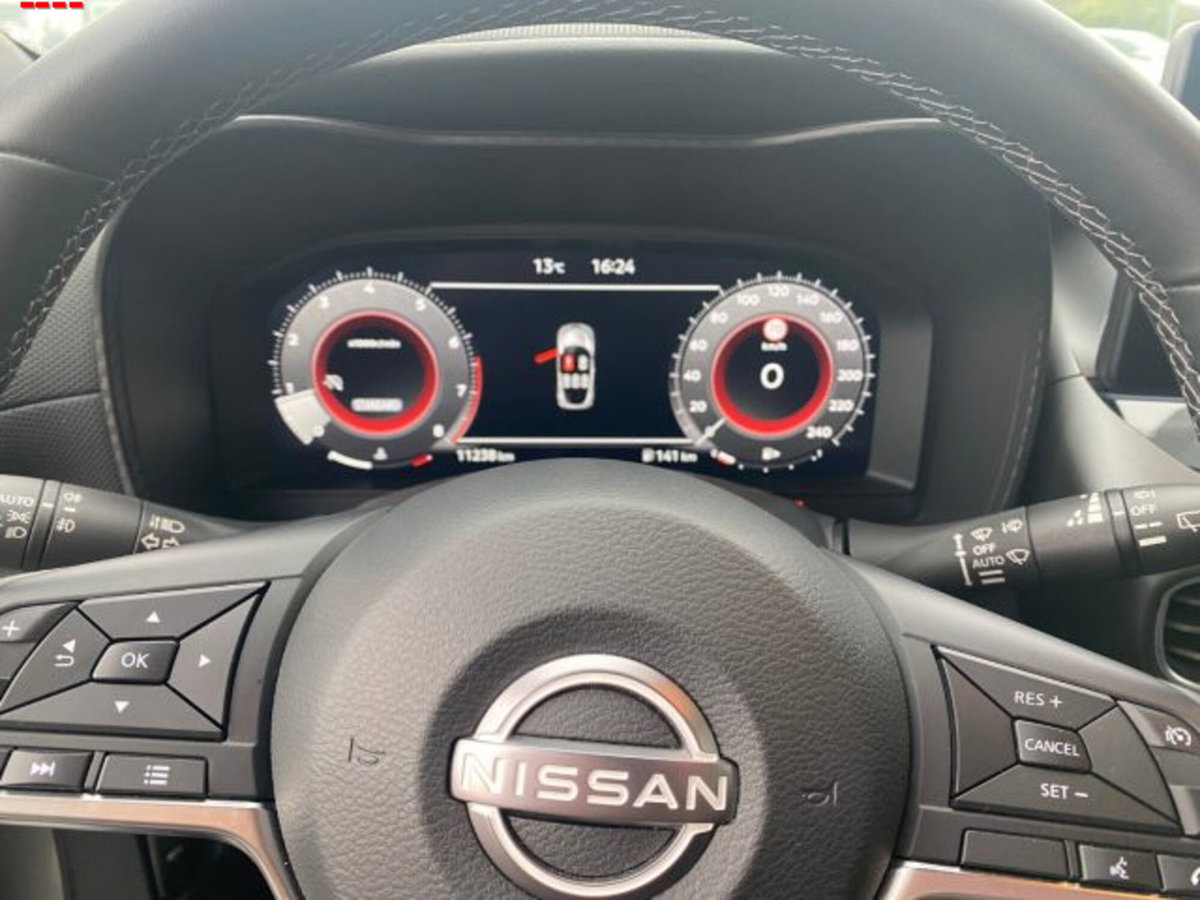Nissan Juke 1.0 dig-t N-Connecta 114cv (8)