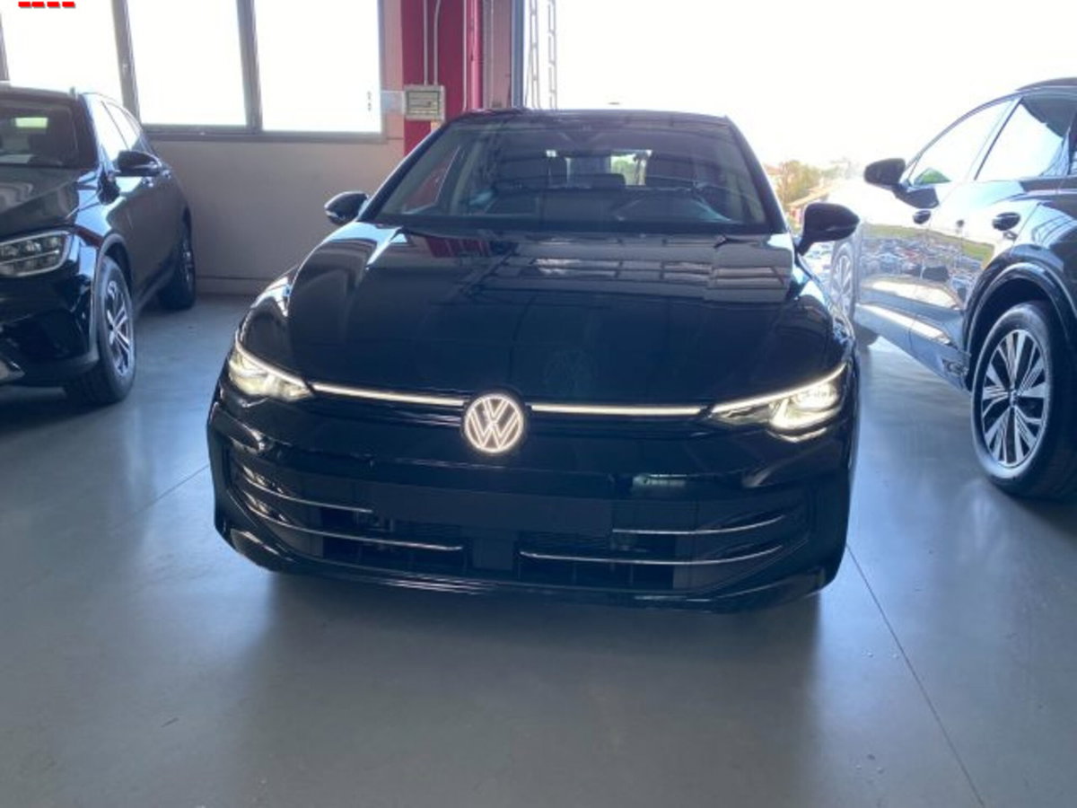 Volkswagen Golf Variant 2.0 TDI 150 CV DSG SCR 4Motion R-Line (17)