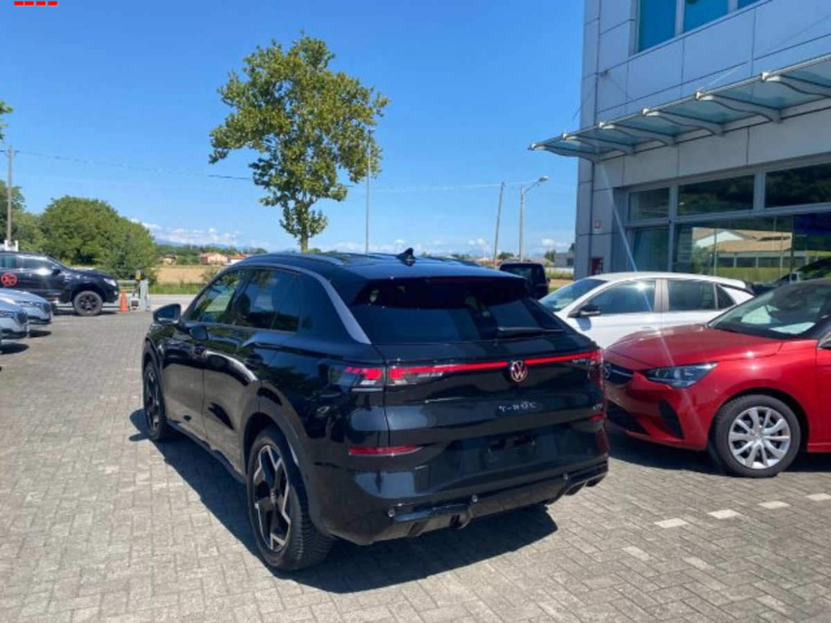 Volkswagen T-Roc 1.5 etsi R-Line 150cv dsg (6)