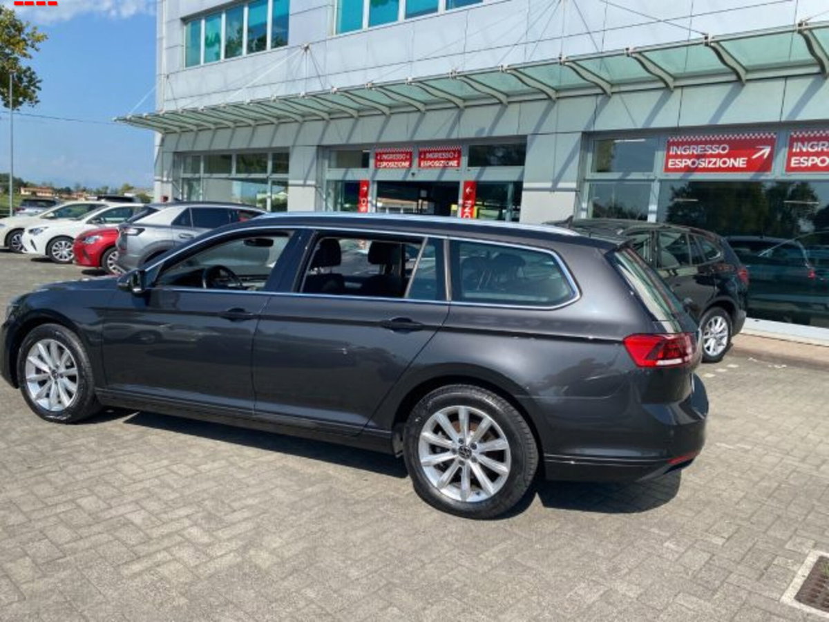 Volkswagen Passat Variant 2.0 TDI SCR EVO DSG Business (3)