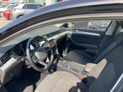 Volkswagen Passat Variant 2.0 TDI SCR EVO DSG Business (6)