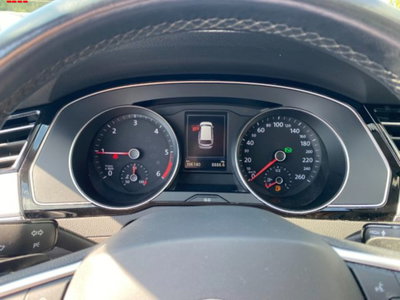 Volkswagen Passat Variant 2.0 TDI SCR EVO DSG Business (7)