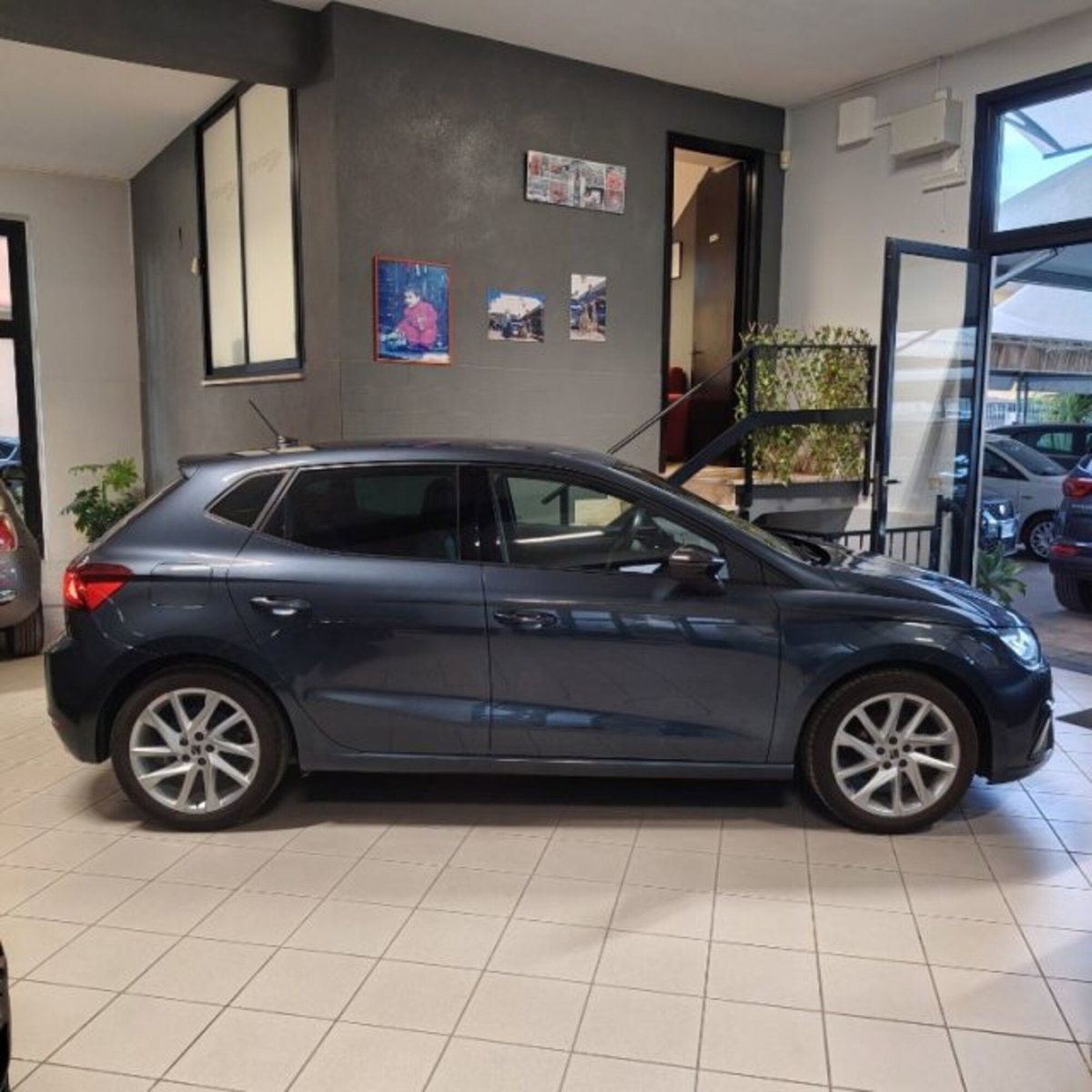 SEAT Ibiza 1.0 ecotsi FR 95cv (2)