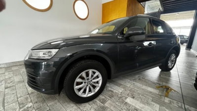 Audi Q5 35 TDI quattro S tronic Business Sport (3)