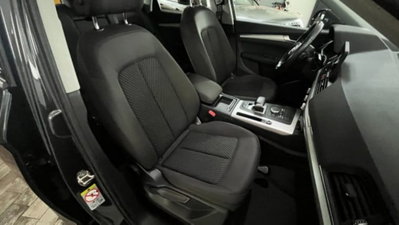 Audi Q5 35 TDI quattro S tronic Business Sport (6)