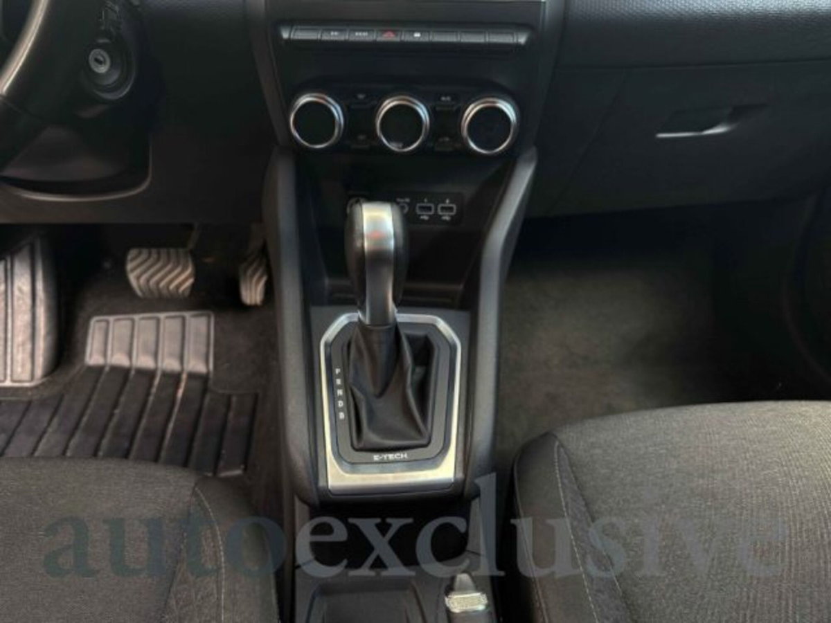 Renault Clio 1.0 tce Generation 90cv (12)