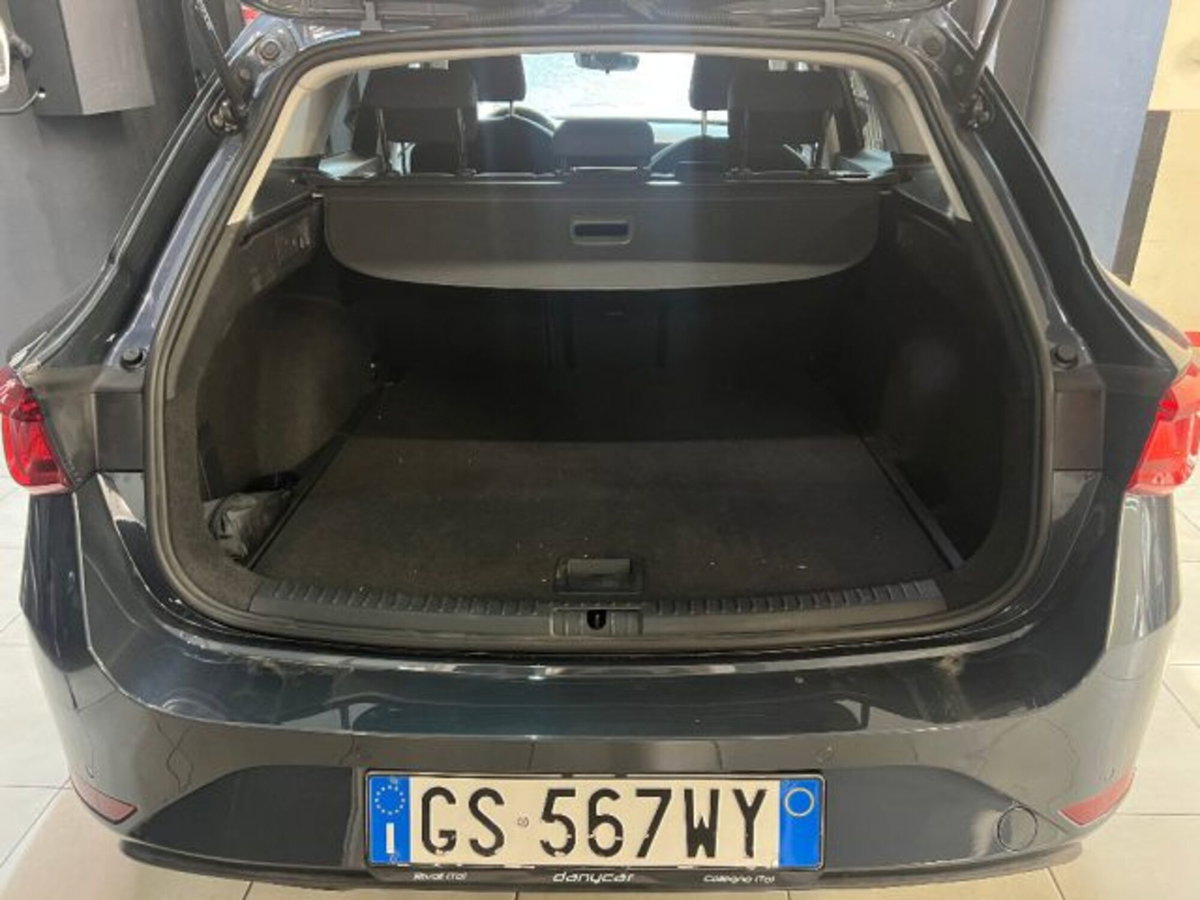 SEAT Leon ST Sportstourer 2.0 tdi Style 150cv dsg (11)