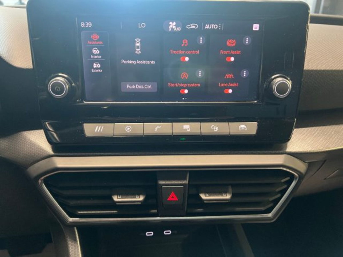 SEAT Leon ST Sportstourer 2.0 tdi Style 150cv dsg (15)
