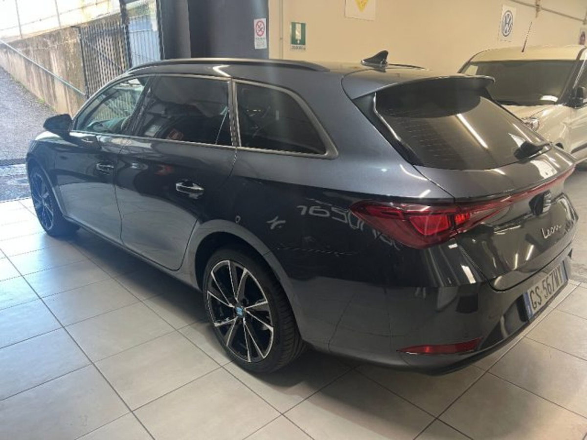 SEAT Leon ST Sportstourer 2.0 tdi Style 150cv dsg (4)