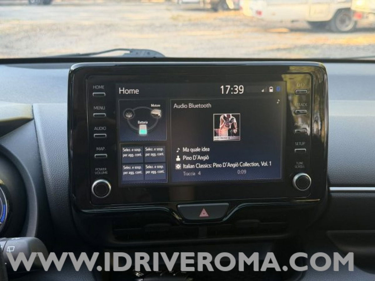 Toyota Yaris Cross 1.5h GR Sport Black Sky fwd 116cv e-cvt (11)