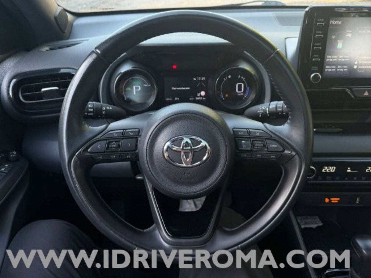 Toyota Yaris Cross 1.5h GR Sport Black Sky fwd 116cv e-cvt (12)