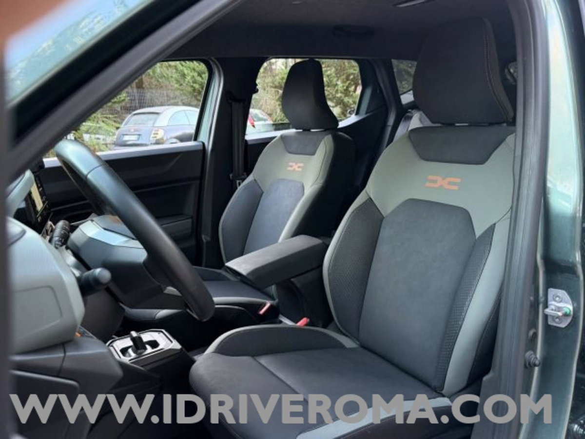 Dacia Duster 1.6 hybrid Extreme 140cv (7)