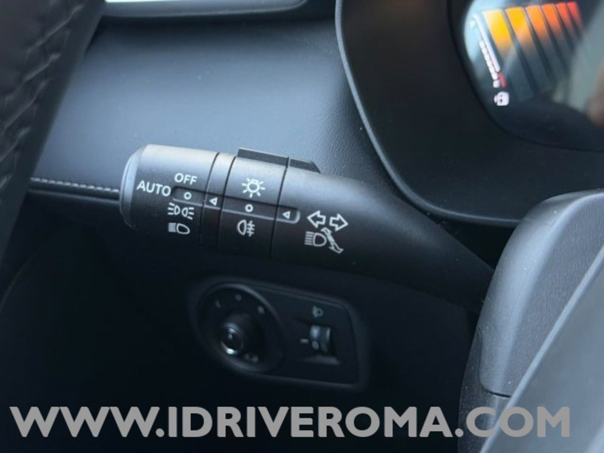 Mg ZS 1.5 hybrid+ Luxury auto (18)