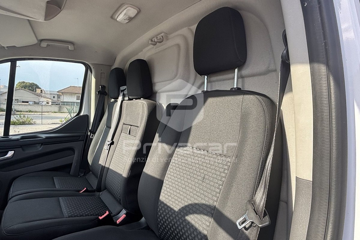 Ford Transit Custom Furgone 340 2.0 EcoBlue 170 PC Furgone Trend (13)