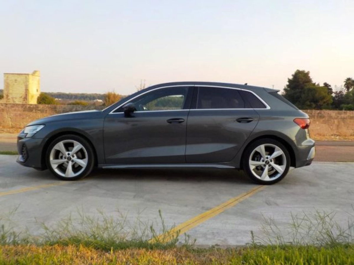 Audi A3 Sportback 35 TDI S tronic S line edition (9)